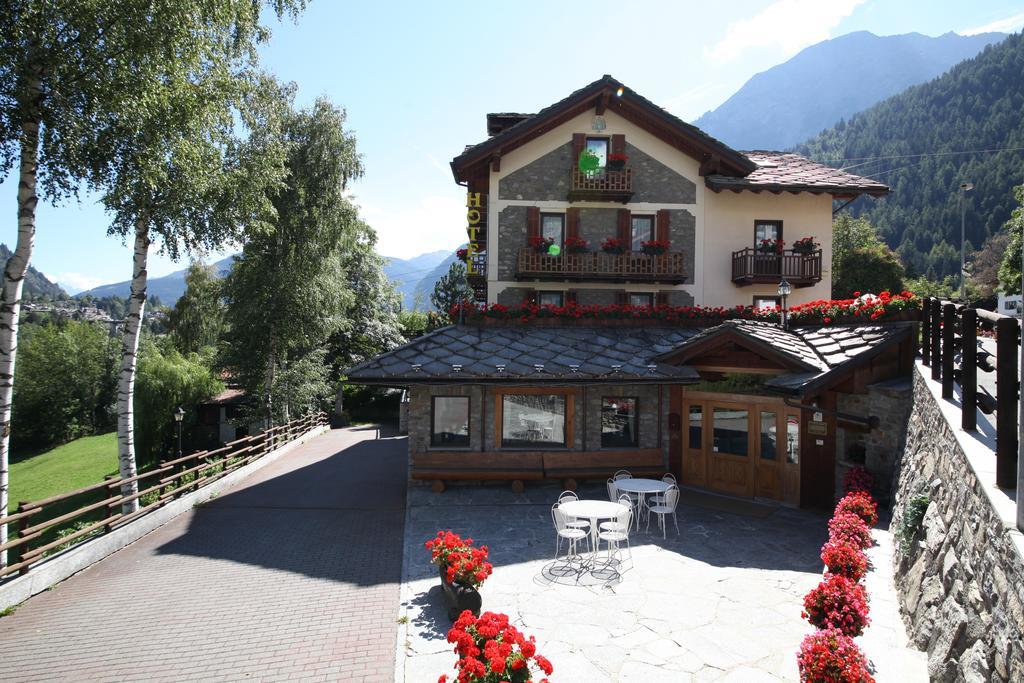 Hotel Stella Del Nord Courmayeur Luaran gambar