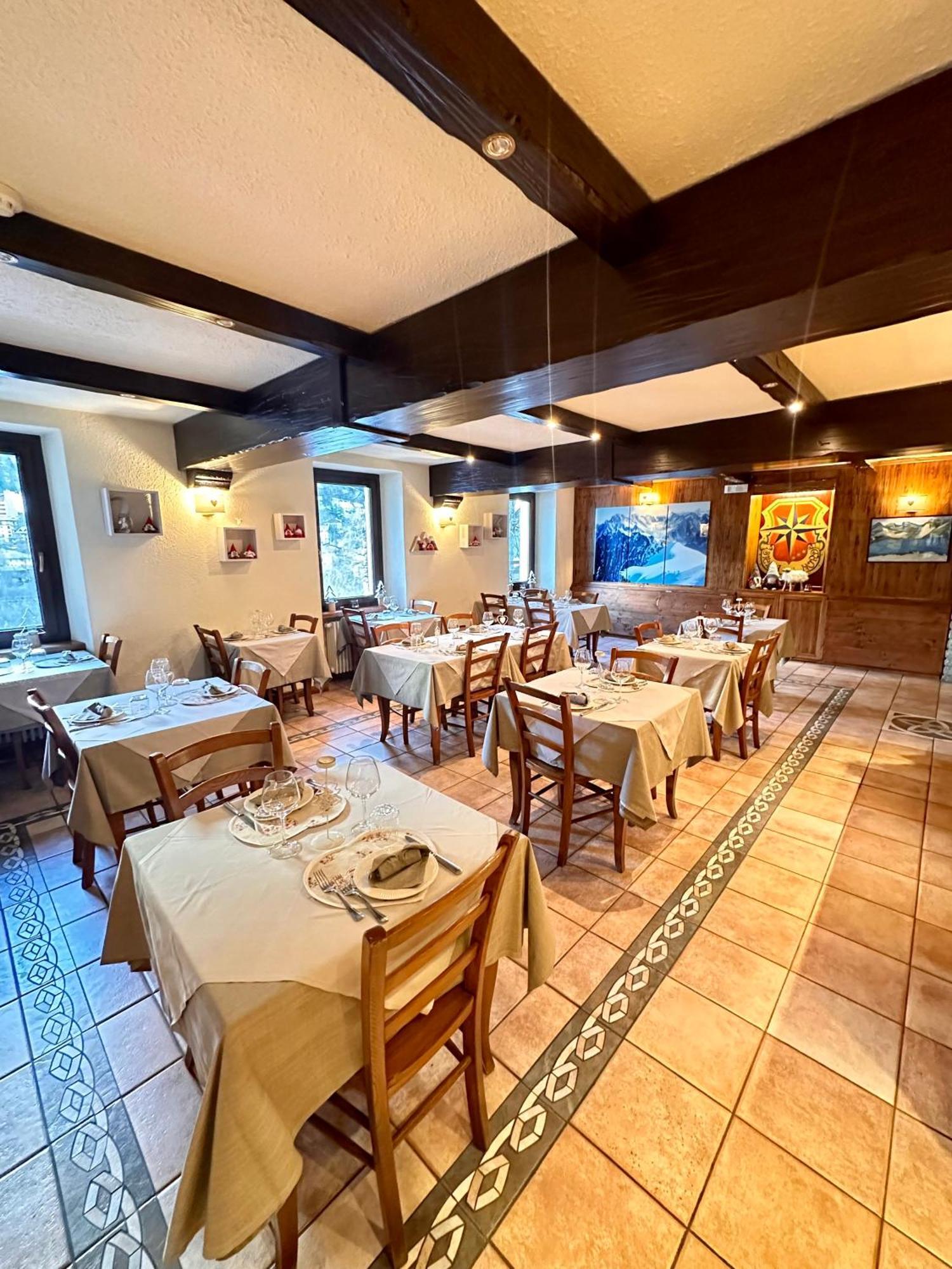 Hotel Stella Del Nord Courmayeur Luaran gambar